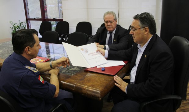 governador