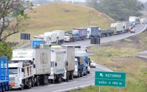 greve-dos-caminhoneiros