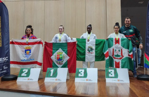 XADREZ DE LACERDÓPOLIS É OURO NA OLESC - MUNICÍPIO DE LACERDÓPOLIS