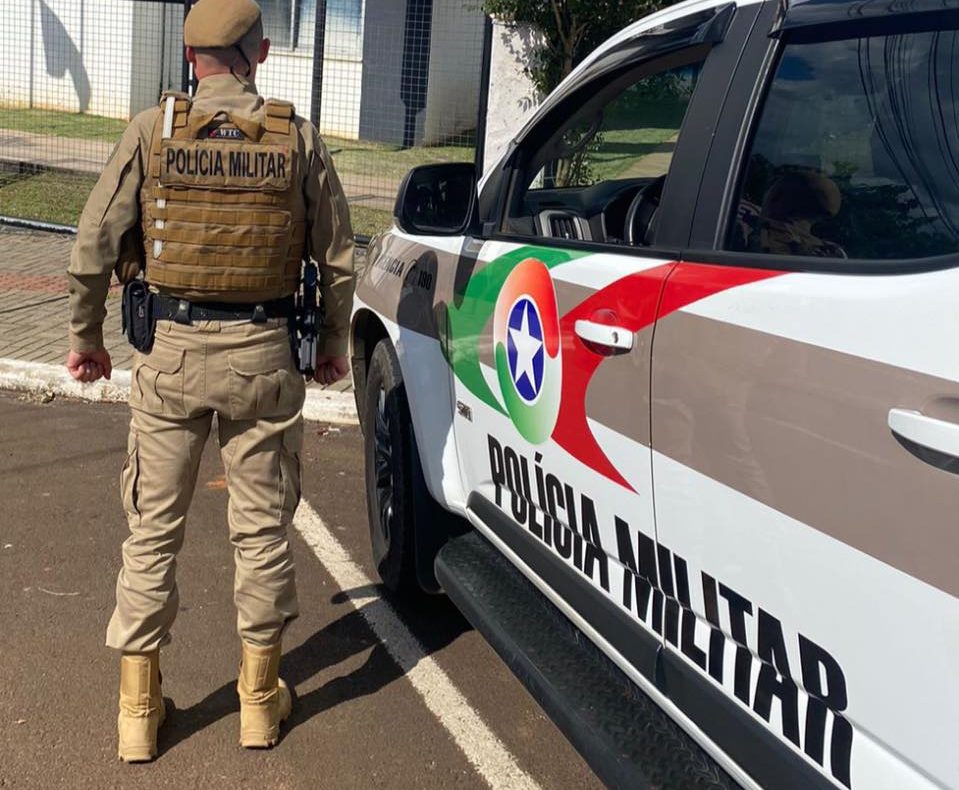 Mulher é agredida com panela de ferro pelo companheiro