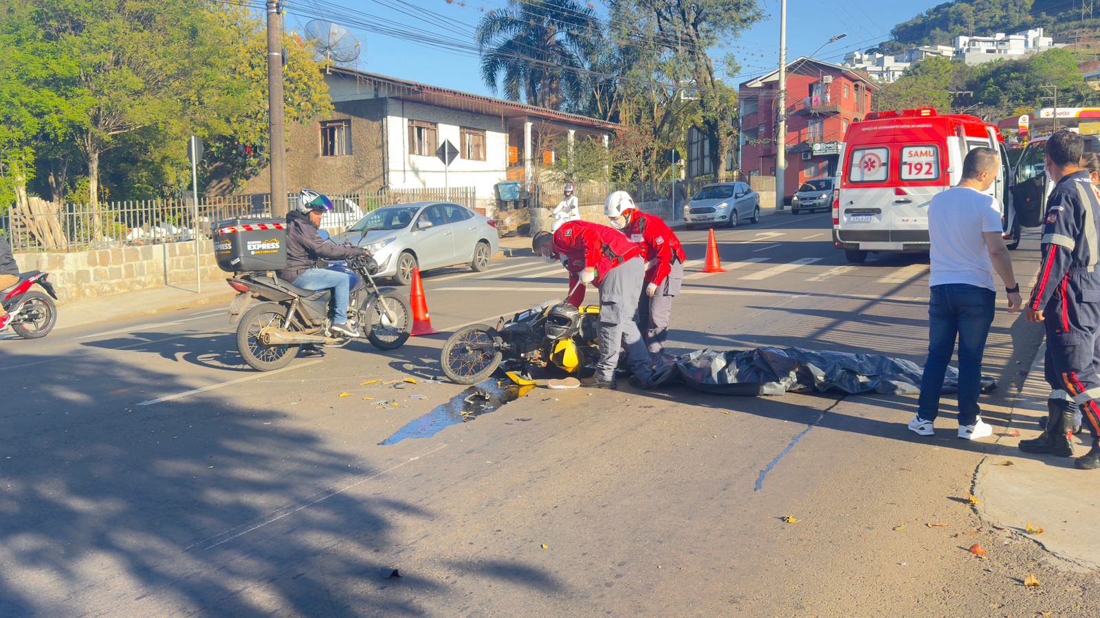 Uma jovem morreu em um acidente de trânsito na manhã desta sexta-feira (12), na região do bairro Santa Cruz, em Concórdia.