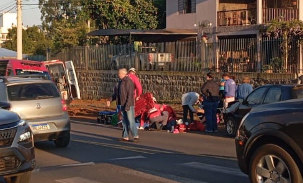 Duas crianças feridas em acidente na Tancredo Neves