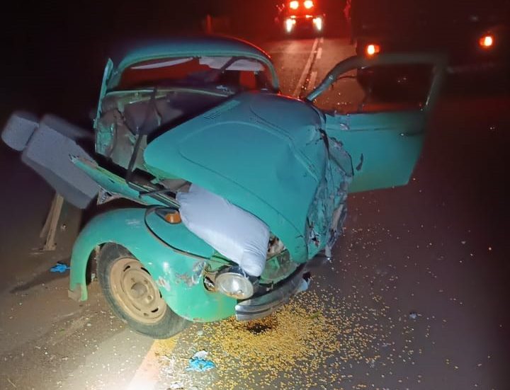 Idoso morre em acidente de trânsito com fusca no Oeste