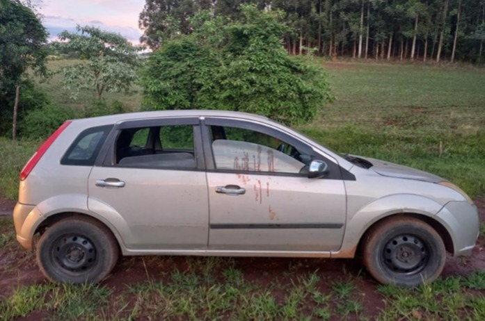 Homem de 46 anos bate na mulher, foge com filhos e acaba preso