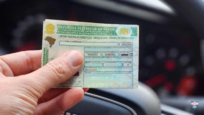Governo federal anuncia renovação automática de CNH