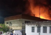 Incêndio de grandes proporções atinge prédio da rodoviária e rádio no RS Incêndio de grandes proporções atinge prédio da rodoviária e rádio