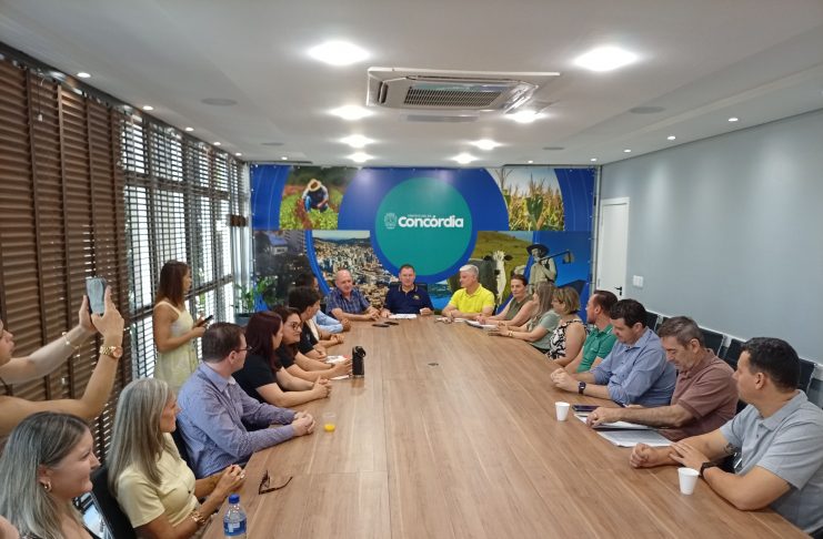Prefeito de Concórdia apresenta proposta de aumento a servidores