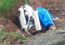 Mulher morre e três pessoas ficam feridas em grave capotamento na SC-305 Acidente fatal em São Lourenço do Oeste: Mulher morreu