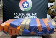 PM prende três e localiza quase 20 quilos de maconha em Chapecó