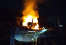 Casa desabitada é destruída por incêndio no interior de Presidente Castelo Branco